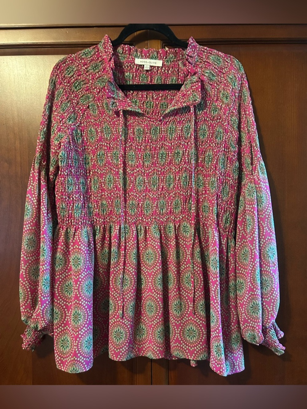 Rose & Olive Pink and Green Smocked Bodice Bishop Sleeve Peasant Blouse Size L